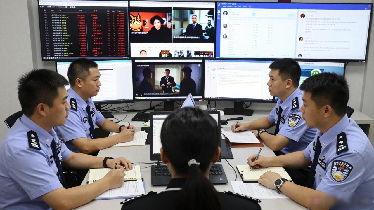 近期热点明星直播,_扫黑除恶专项斗争网安行动_打击网络舆情敲诈